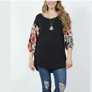 42 Pops Top Black Floral Three-Quarter